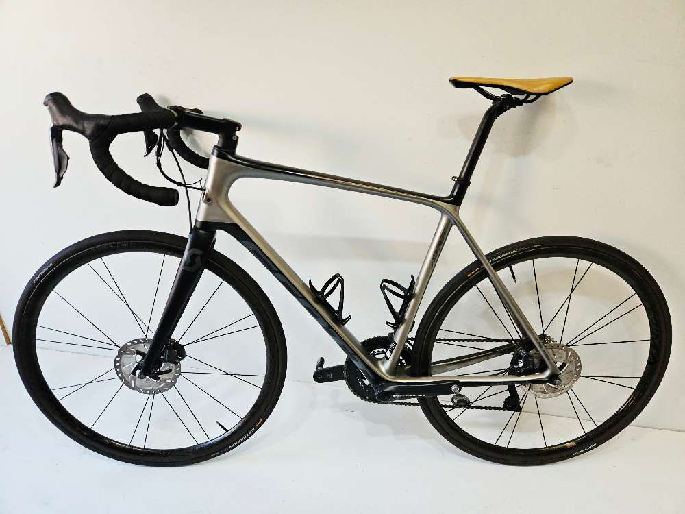 Scott Addict SE Disc - 56