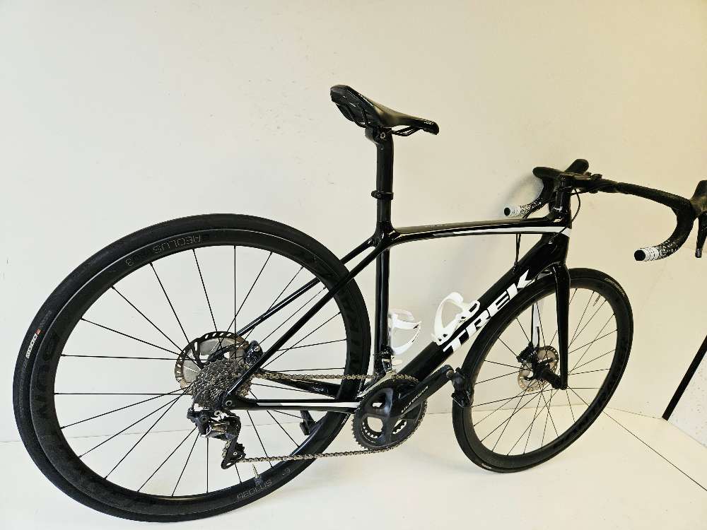 Trek Emonda SL6 Disc - 52