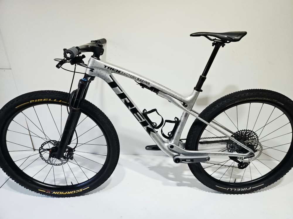 Trek Supercaliber SLR 9.8 Gen 2 - ML